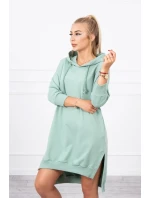 Šaty s kapucňou a dlhším chrbtom tmavo mätové
