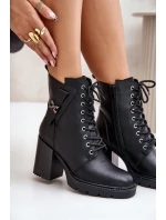 Ocieplane Botki Na Słupku Ze Złotym Detalem Czarne Ivarisse