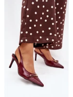 Lakierowane Czółenka Na Szpilce Ze Złotą Klamrą Bordowe Vivae