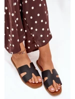 Klapki Damskie Płaskie Z Wycięciami Czarne Salyra