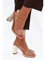 Sandále na podpätku model 225147 Vykročte štýlovo