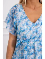 Kvetinové šaty so zaväzovaním v páse modrej Kvetinové šaty so zaväzovaním v páse modrej