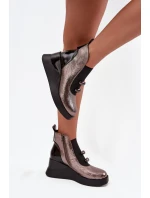 Topánky na klinovom podpätku model 220506 Step in style