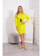 Zateplené šaty s ozdobným pásikom pistácie