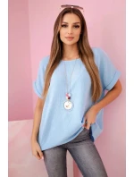 Mušelínová blúzka s náhrdelníkom modrá