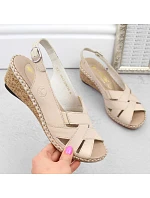 Pohodlné kožené sandále Rieker W RKR682 beige Pohodlné kožené sandále Rieker W RKR682 beige