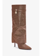 Topánky na podpätku model 202721 Krok vo veľkom štýle Topánky na podpätku model 202721 Krok vo veľkom štýle