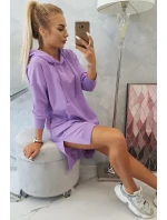 Šaty s kapucňou a dlhším chrbtom fialové