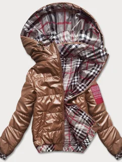 Krátka dámska bunda v karamelovej farbe s ozdobným lemovaním (B8030-14)