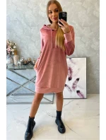 Velúrové šaty s kapucňou tmavo ružové