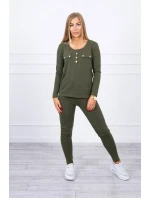 Súprava s khaki výstrihom na gombíky