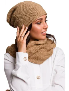 BK044 Čiapka s kapucňou - karamelová