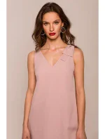 K128 Jednofarebné šaty áčkového strihu s mašľou - krepová ružová K128 Jednofarebné šaty áčkového strihu s mašľou - krepová ružová