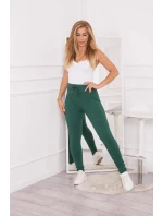 Tepláky so zaväzovaním v páse tmavo zelené