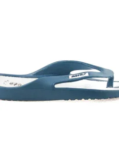 Tmavo modré pohodlné žabky na leto