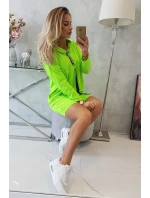 Zelené neónové šaty vo farbe kravaty