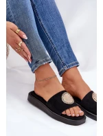 Klapki Damskie Ze Złotą Ozdobą Czarne Kaliora