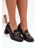 Półbuty Damskie Na Słupku Z Tłoczeniem I Złotym Detalem Czarne Novella