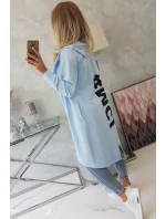 Modrá bunda s potlačou