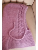 Dámska čiapka s kapucňou a pleteným uzlom svetlo fialová Dámska čiapka s kapucňou a pleteným uzlom svetlo fialová