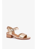 Sandále na podpätku model 213021 Step in style