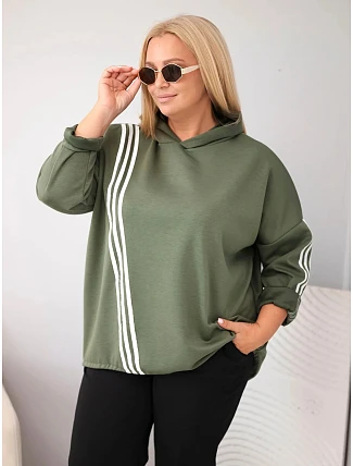 Dámska mikina z viskózy vo veľkosti plus size s kapucňou a ozdobnými pásikmi v khaki farbe Dámska mikina z viskózy vo veľkosti plus size s kapucňou a ozdobnými pásikmi v khaki farbe