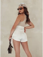 Dámske bavlnené šortky s viazaním STYLE SHORTS light beige FashionStreet SY0394 Dámske bavlnené šortky s viazaním STYLE SHORTS light beige FashionStreet SY0394
