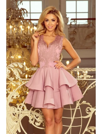 Exkluzívne dámske šaty vo farbe lila s čipkovaným výstrihom model 7638090