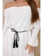 Šaty viazané v páse so šnúrkou ecru Šaty viazané v páse so šnúrkou ecru