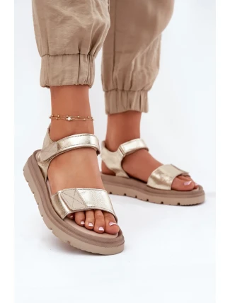 Sandále model 213158 Krok vo veľkom štýle