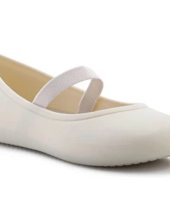 Ploché sandále Crocs Brooklyn Jr 209429-160