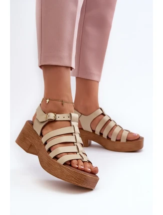 Sandále na podpätku model 198810 Krok vo veľkom štýle