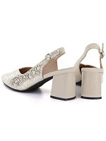 Kožené lodičky s remienkami béžovej farby Cambell 35306