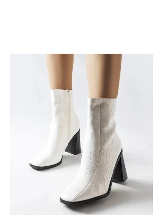 Topánky na podpätku model 204772 Solea