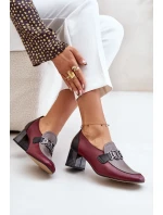 Skórzane Czółenka Na Słupku Ze Złotą Ozdobą Laura Messi 2861 Bordowe