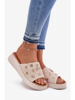 Zamszowe Klapki Damskie Z Przypinkami Vinceza 66741 Beżowe