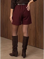 Elegantné dámske šortky s opaskom, bordové, FashionStreet SY0623 Elegantné dámske šortky s opaskom, bordové, FashionStreet SY0623