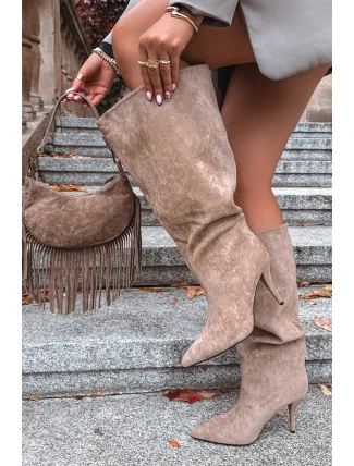 Wsuwane Kozaki Damskie Na Szpilce Z Eko Zamszu Beżowe Noretta