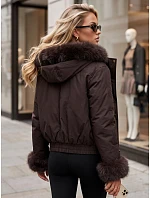Krátka dámska zimná bunda s kožušinou, čokoládová, FashionStreet TY5999