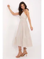 Denné šaty model 215206 Taliansko Moda Veľkoobchod so spodným prádlom, oblečením a obuvou. Dámska móda, dámske spodné prádlo, dámska obuv v Matterhorn