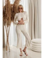 Dámska čipkovaná súprava vo farbe ecru - top a dlhé nohavice (1978)