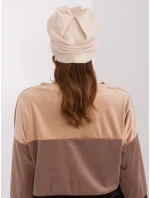 AT CZ 23250 cap.01P svetlo béžová