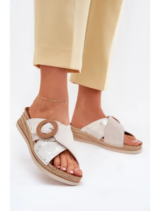 Klapki Damskie Na Koturnie Z Ozdobną Klamrą Inblu RV000012 Jasnobeżowe