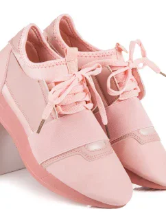 Úžasné ružové tenisky so šnúrkou