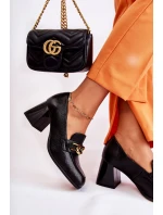 Skórzane Czółenka Z Łańcuchem Laura Messi 2515 Czarne