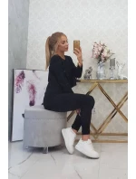 Súprava s oversize blúzkou čiernej farby