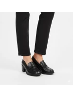 Čierne dámske topánky na podpätku M.Daszyński MR2201D-3A