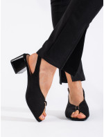 Luxusné dámske sandále čiernej farby na širokom podpätku