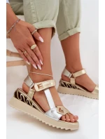 Kožené dámské sandály na platformě D&A CR61-3078 Zlaté