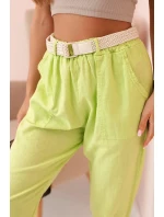 Dámske ľanové nohavice s bavlnou a opaskom svetlozelenej farby Dámske ľanové nohavice s bavlnou a opaskom svetlozelenej farby